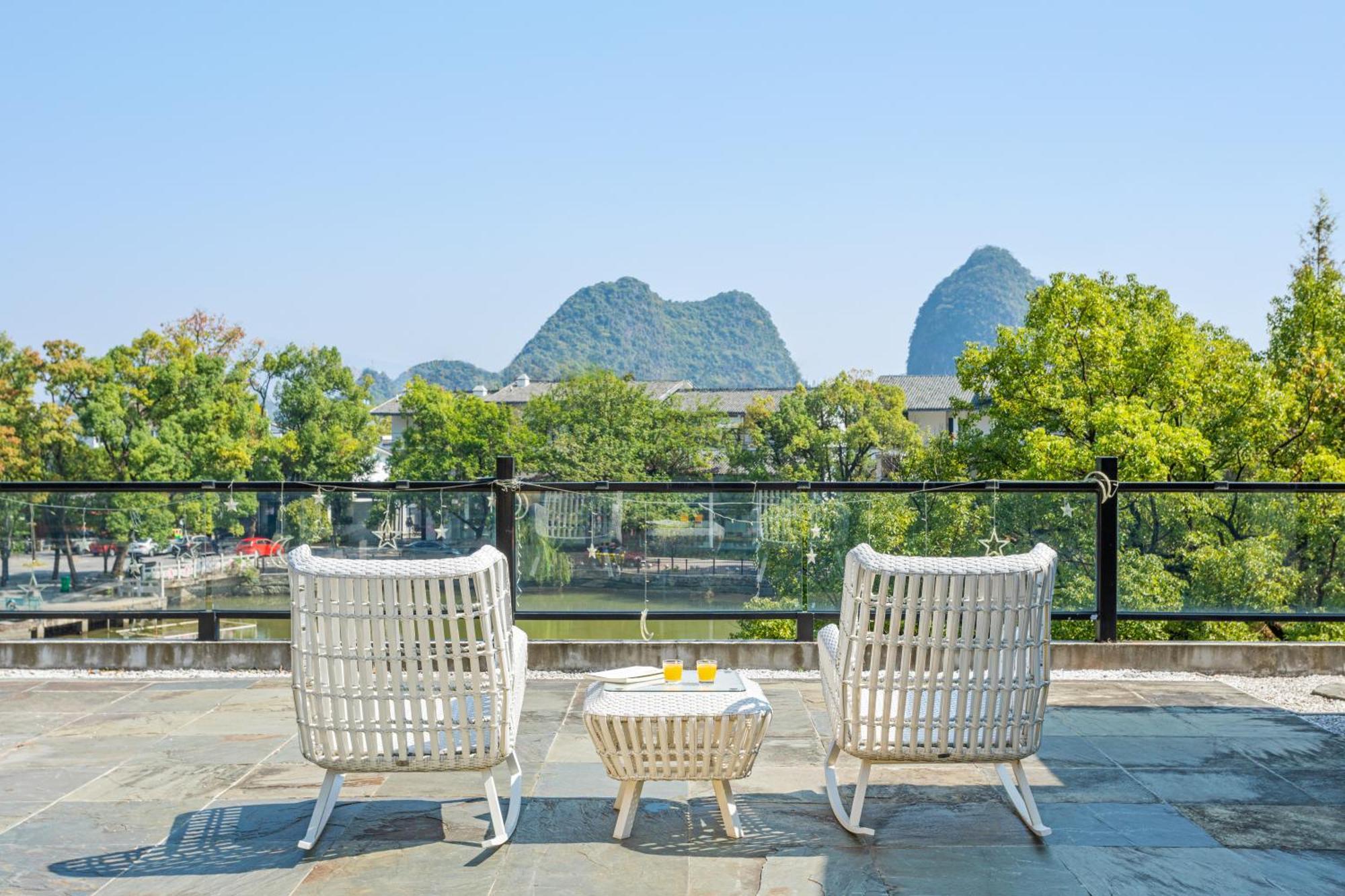 Guilin Heshe Lakeside Resort-Free Pick Up Service Stay Two Nights 외부 사진
