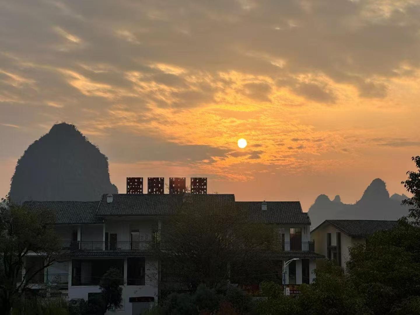 Guilin Heshe Lakeside Resort-Free Pick Up Service Stay Two Nights 외부 사진